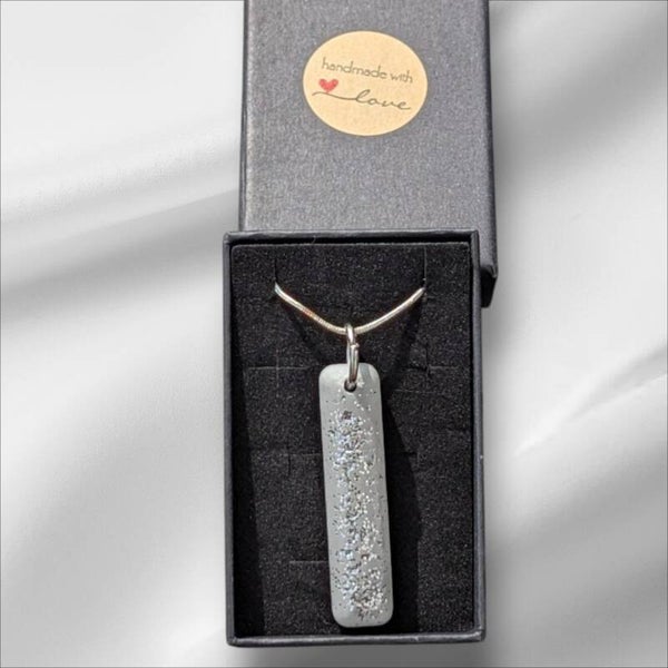 Leichtbeton Modeschmuck
