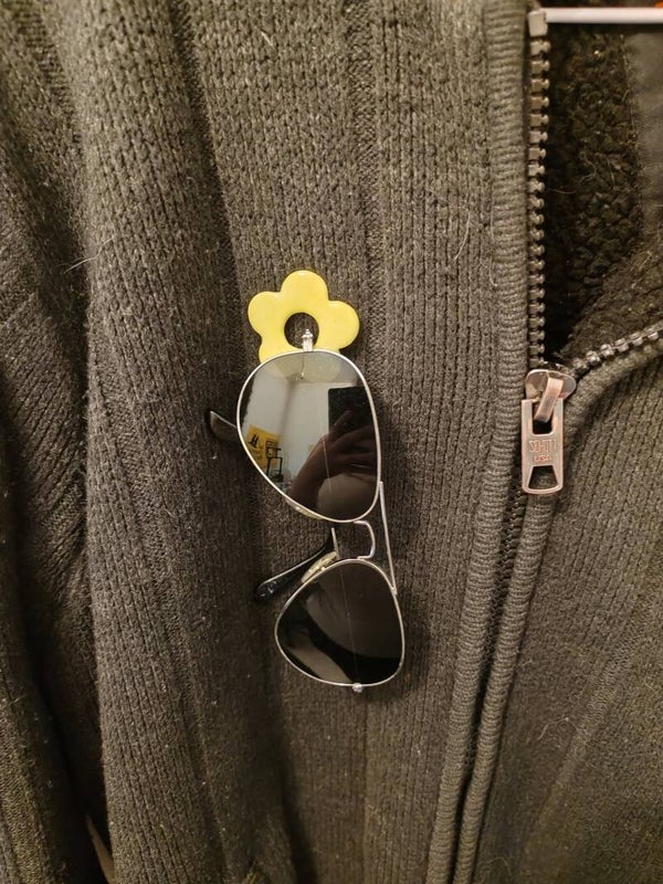 Broche porte-lunette