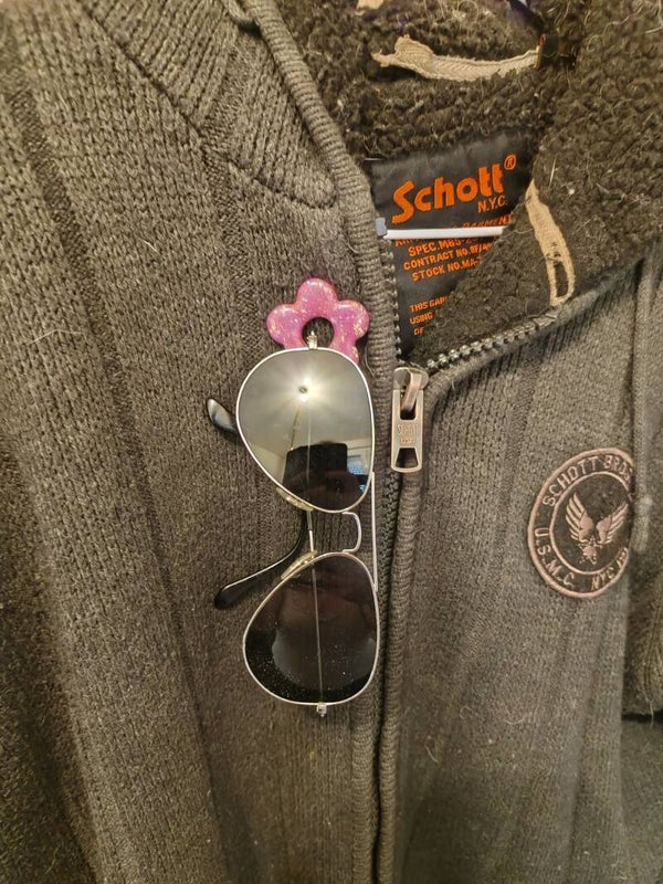 Broche porte-lunette