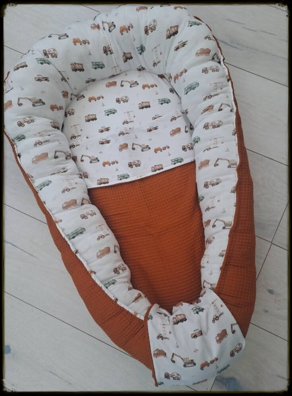 Baby nest met dekentje
