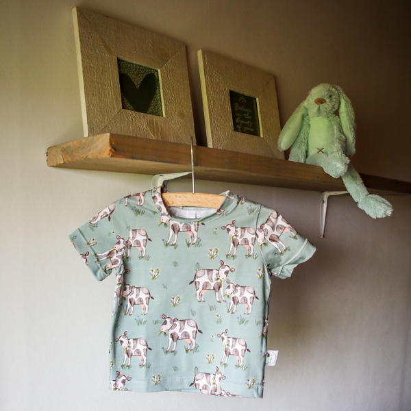 T-shirt koeien groen