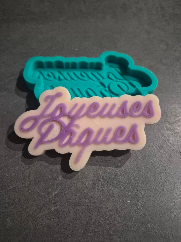 Moule Joyeuses Pâques italique