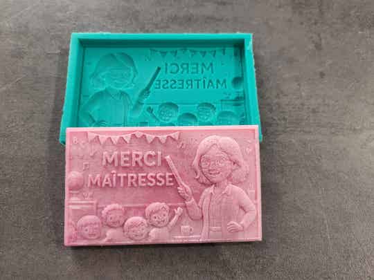 Moule tablette relief maitresse