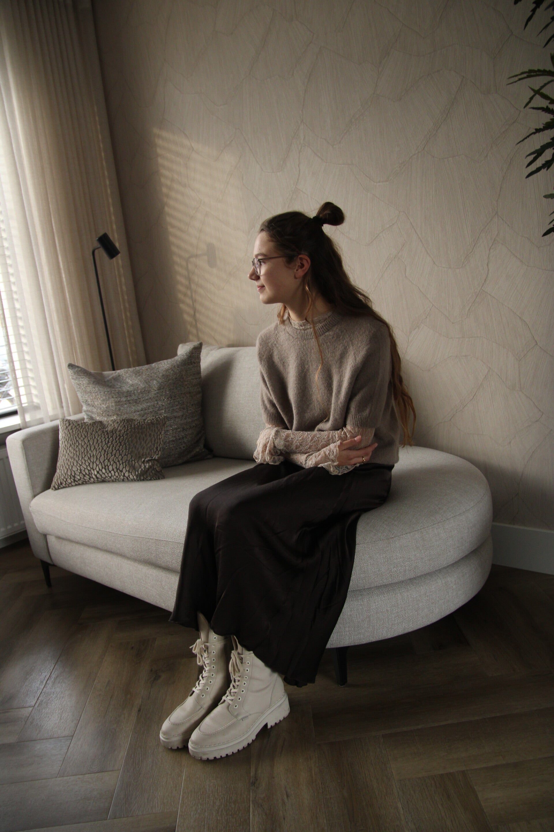 Truitje taupe met korte mouw