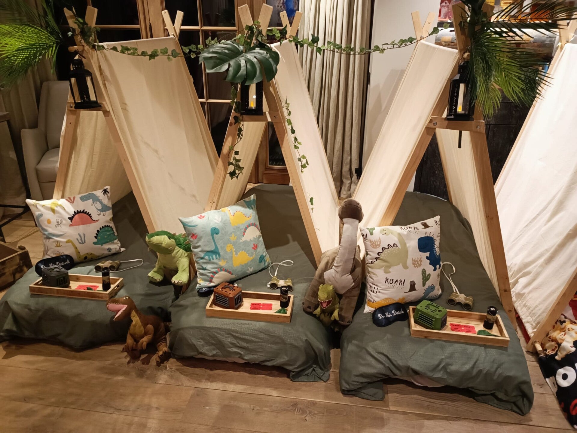 Thema Dino and Friends