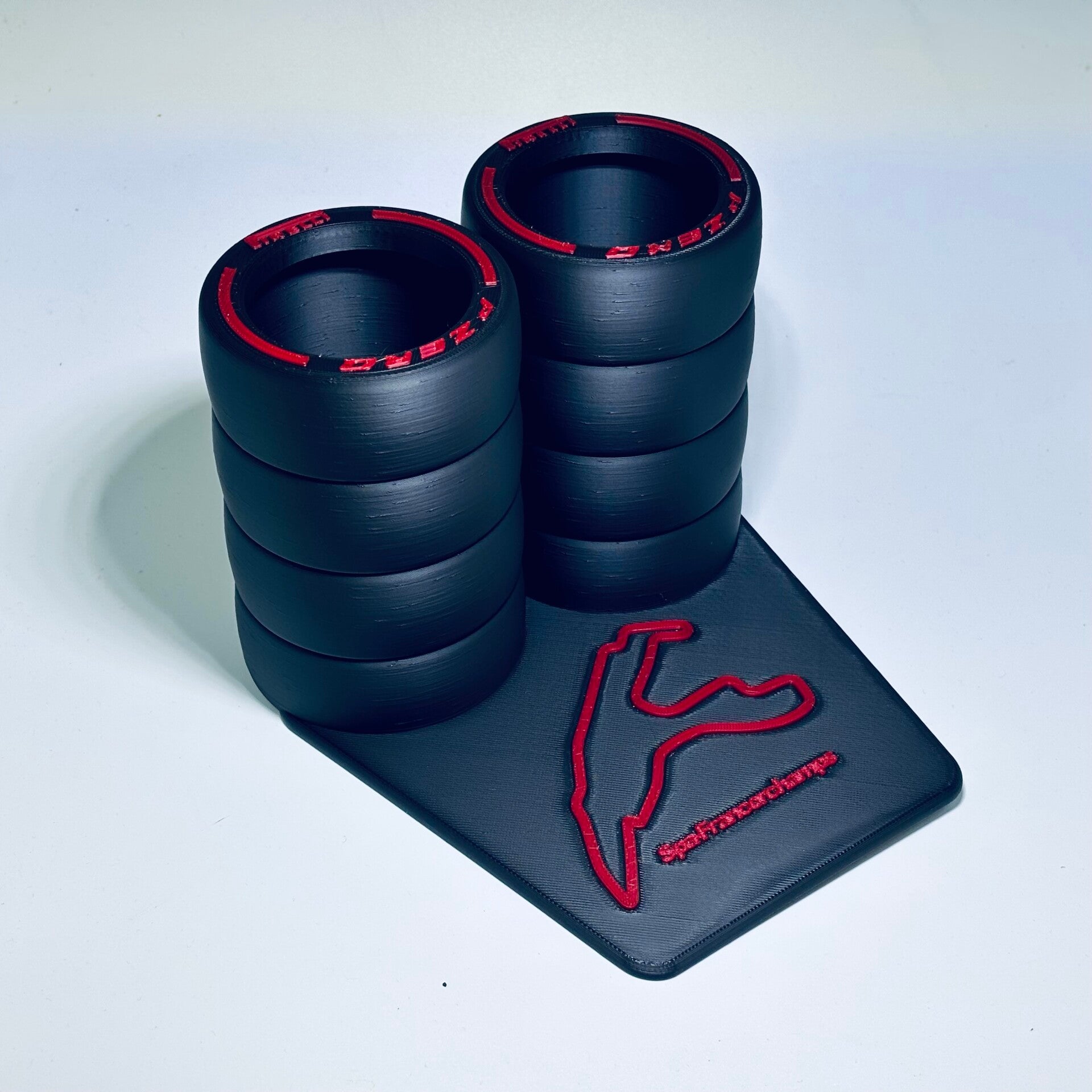 F1 pennenhouder met circuit