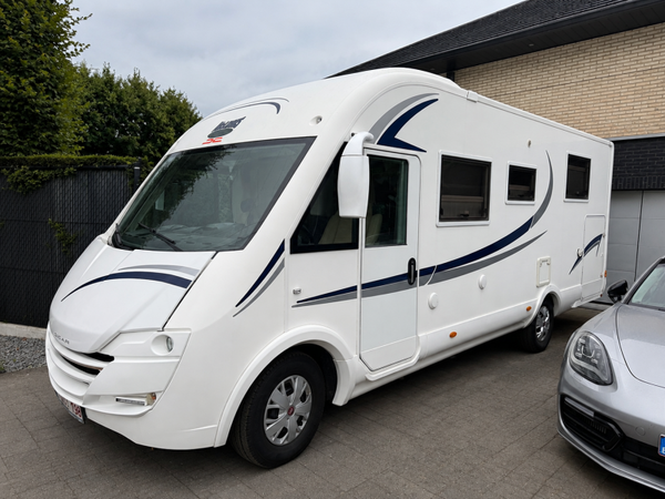 MCLOUIS NEVIS 880 G