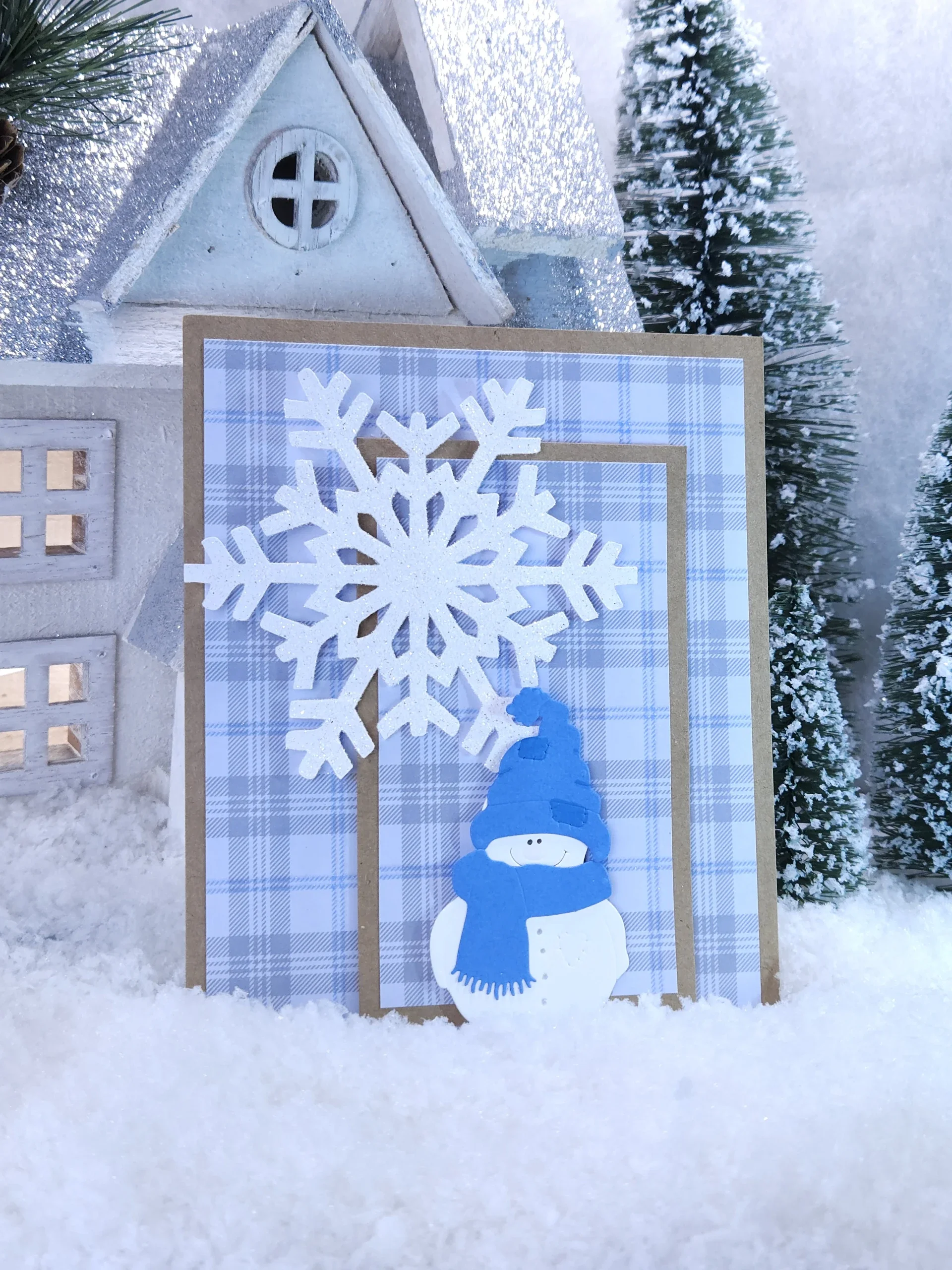 Carte Le bonhomme de neige au flocon