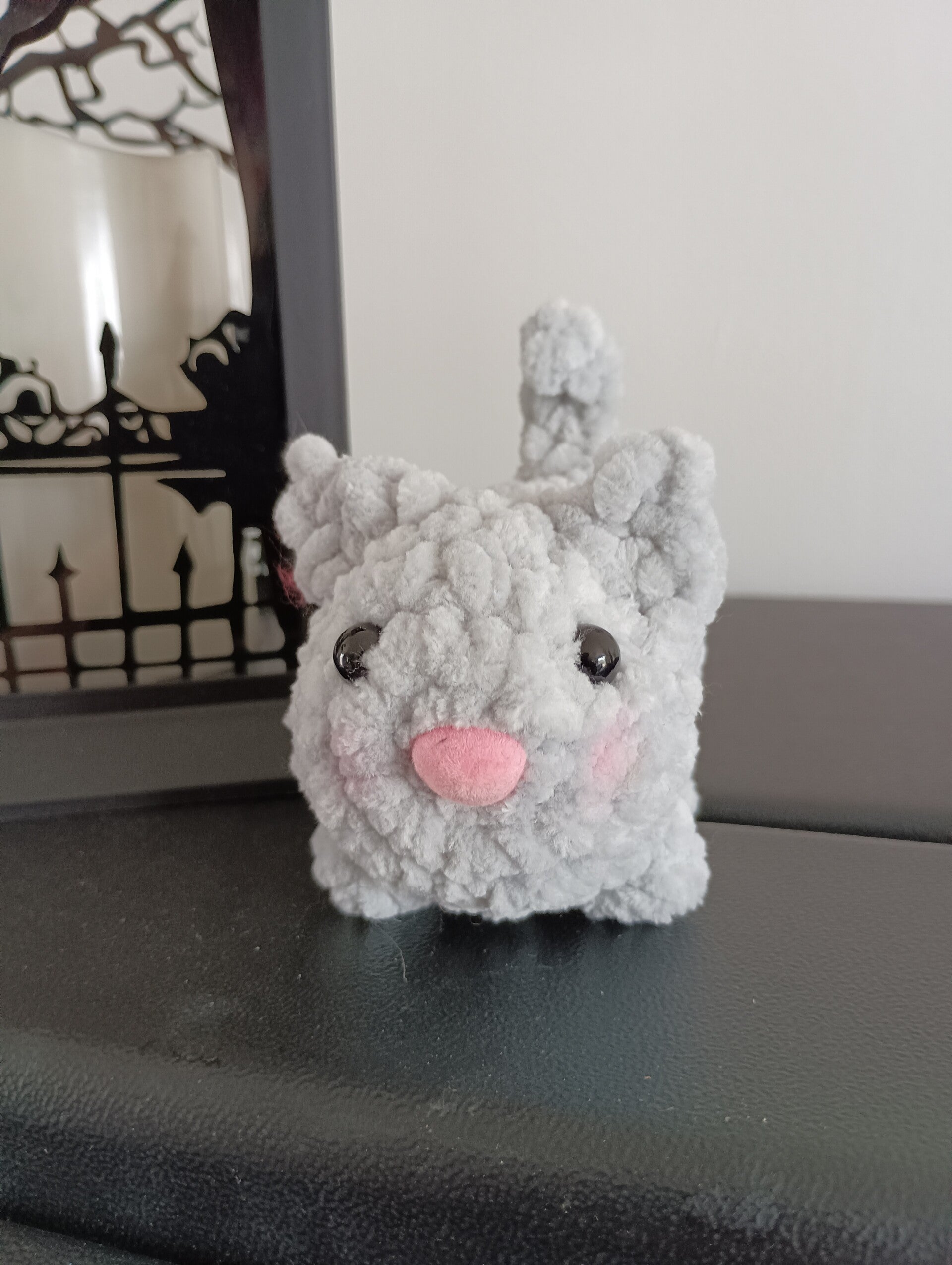 Mini chat laine chenille