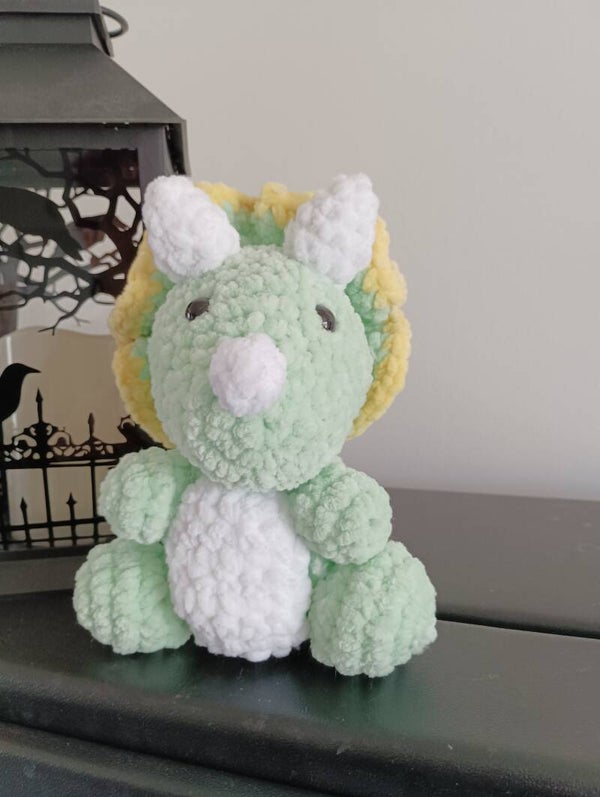 Triceratop en laine chenille
