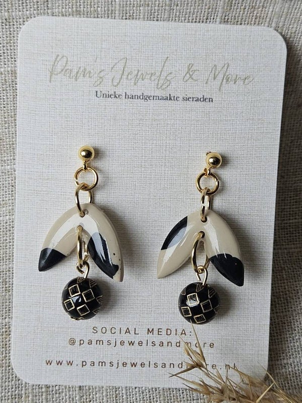 Oorhanger Black Velvet