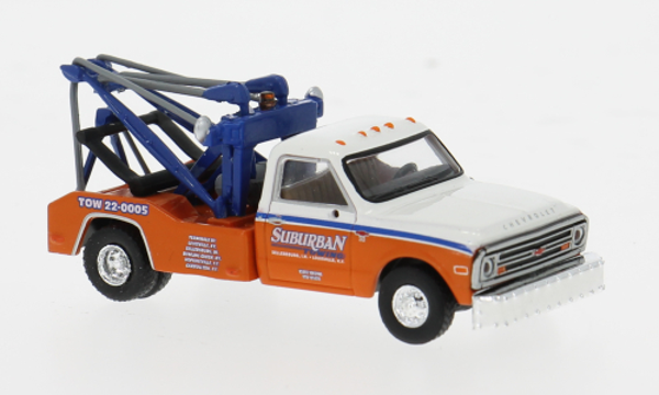 BREKINA Chevrolet C30 TOW TRUCK "SUBURBAN" 1968 1:87 19667