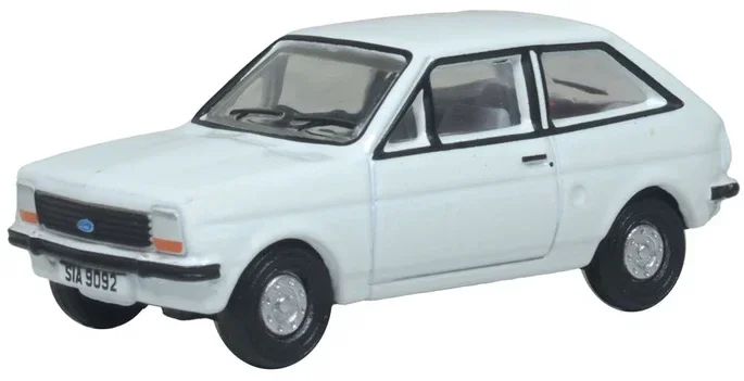 Oxford Diecast Ford Fiesta Mk1 Diamond White 1:76 76FF008