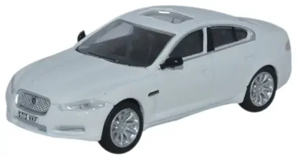 Oxford Diecast Jaguar XF Saloon Polaris White 1:76 76XF005