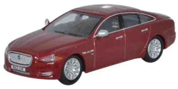 Oxford Diecast Jaguar XJ Saloon Carnelian Red - 1:76 76XJ003