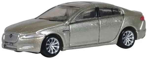 Oxford Diecast Jaguar XF Cashmere 1:148 NXF003