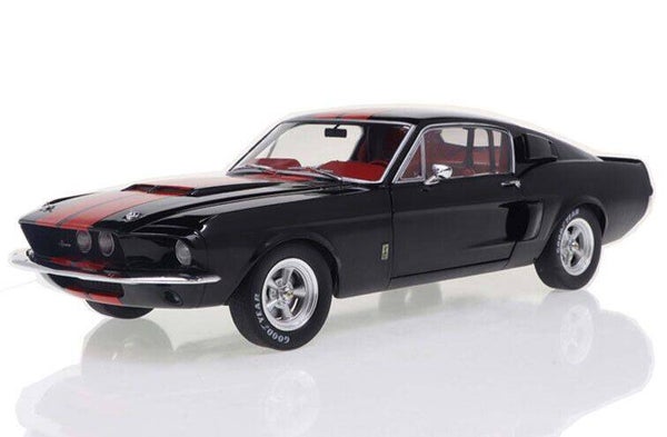 Solido Shelby GT500 ’67 – Zwart – 1:18 – 1802910