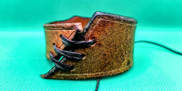 Skórzana bransoleta wiązana – unikatowy kształt, gruba skóra