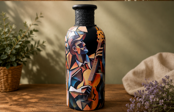 Decoratieve Vaas met Decoupage – Kubistische Kunst & Muziek