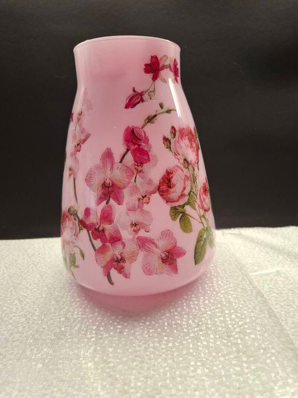 Lieve vaas met reverse decoupage