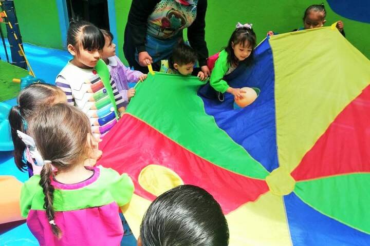 actividad-paracaidas.jpg