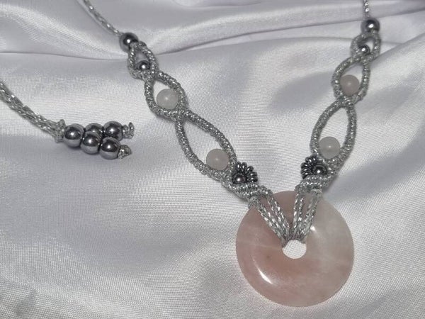 ​✨ Collier Équilibre : Donut Quartz Rose & Éclats d'Argent