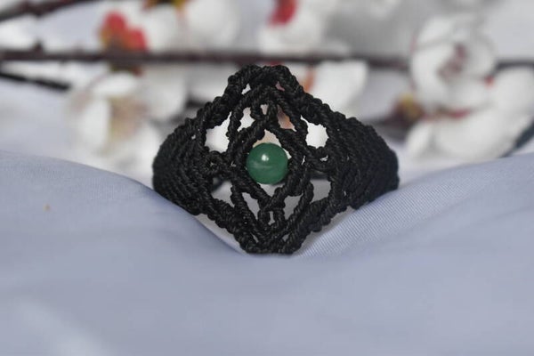 ​Bracelet « Mandala d'Aventurine » – Micro-Macramé Noir & Perle d'Aventurine Verte