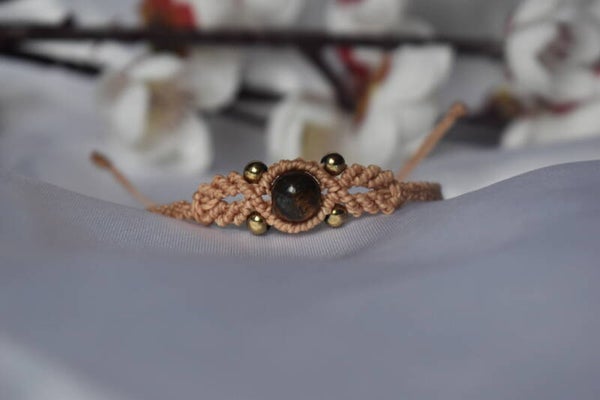 ​Bracelet « Éclat de Bronzite » – Micro-Macramé Nude, Bronzite & Hématite Champagne