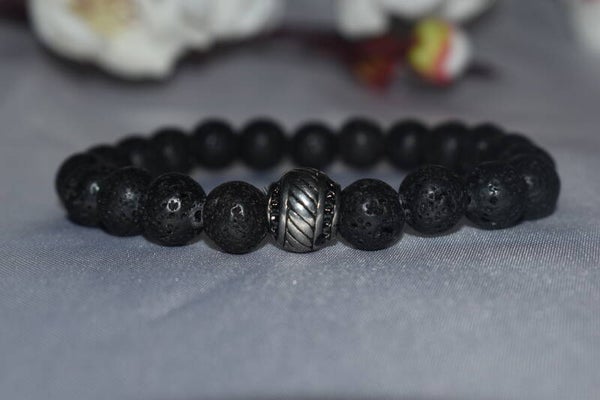 ​Bracelet « Force Volcanique » – Perles 8mm Pierre de Lave Noire & Acier Silver