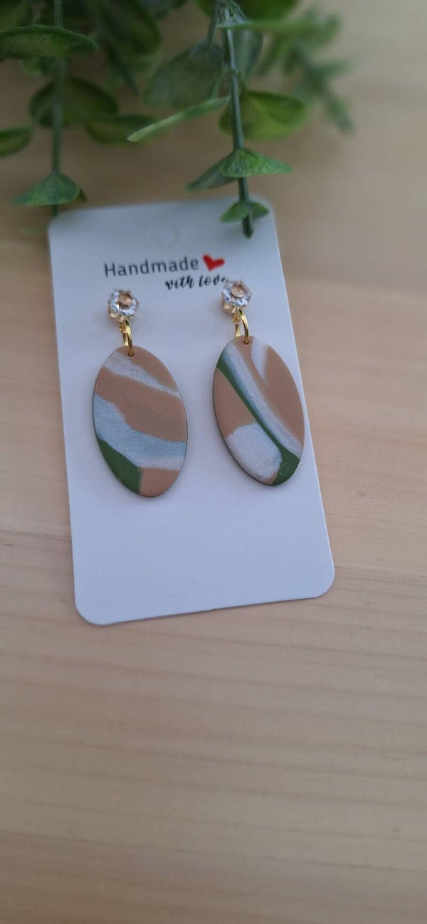 Handgemaakte oorbellen: ovaal multicolor