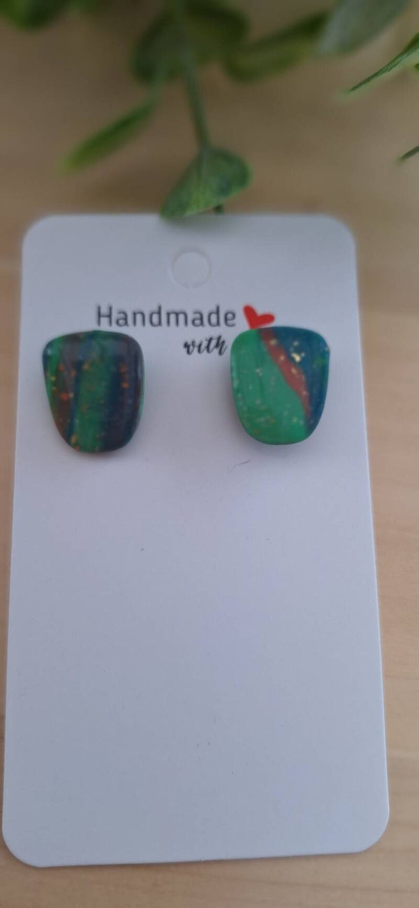 Handgemaakte oorbellen: groen/oranje