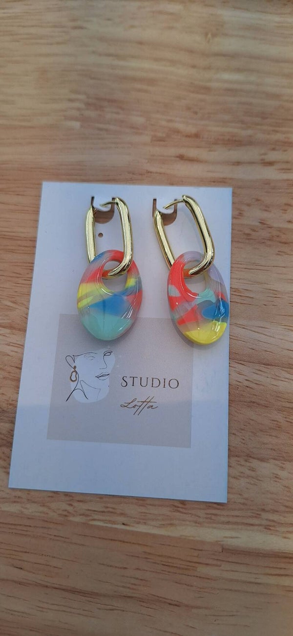 Handgemaakte oorbellen uit polymeerklei: multicolor