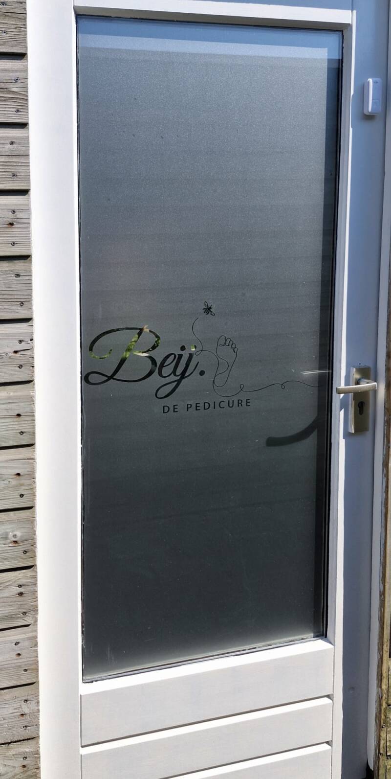 Pedicure Begane grond, rolstoel en rollator vriendelijk