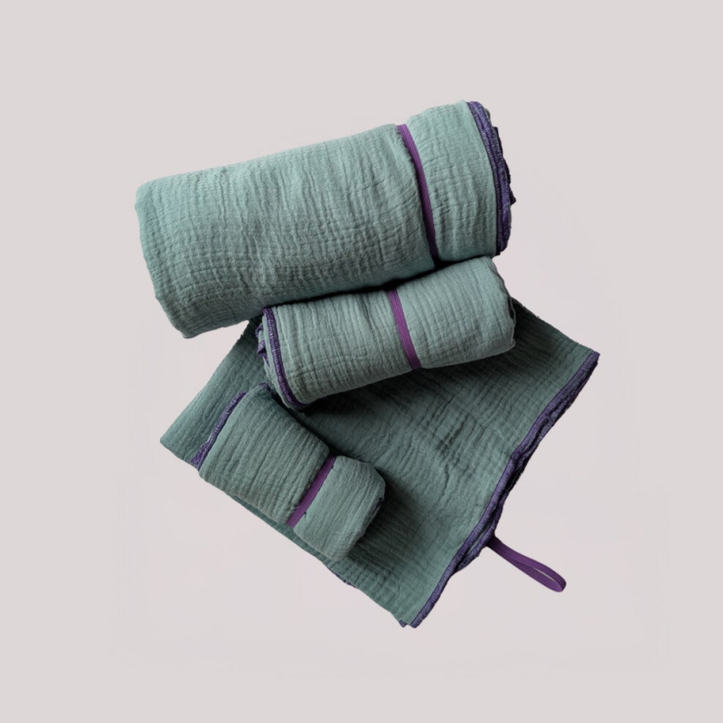 Bio-Musselin-Reisehandtuch „Tanni“ dusty-blue