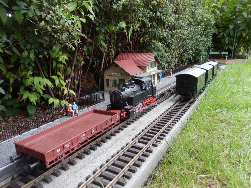Garenbahn Spur G - 2022 Bahnhof Rosenbach