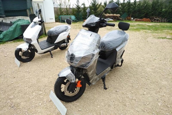 Luyuan S90 Pro Max – Mota Elétrica Tipo 125cc | 80 km/h | 150 km Autonomia
