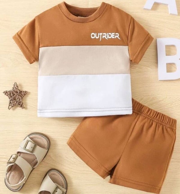 Jogging stof shirt en korte broek