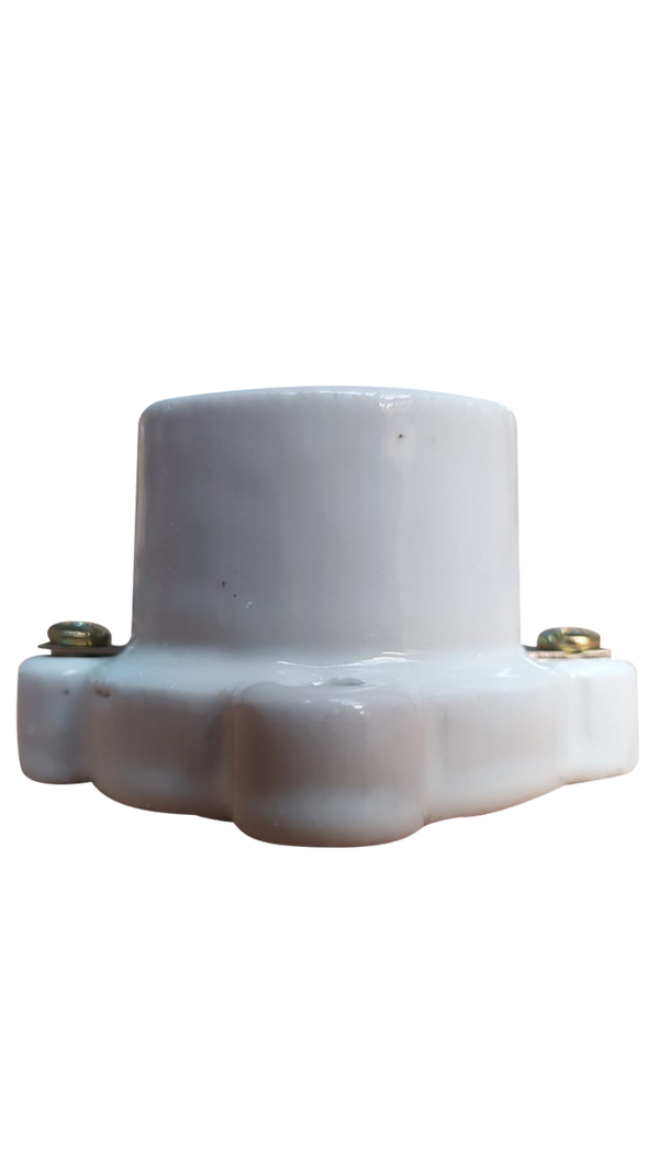 Socket Porcelana Cuadrado SANELEC "2479"