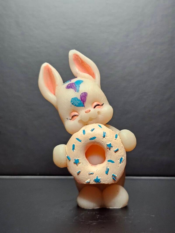 Leona Pineapple Standing Donut bunny Soap