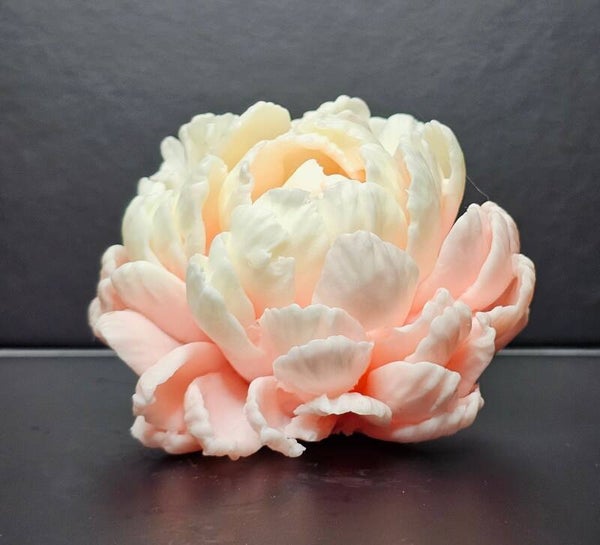 Angela Oatmilk and honey Peony Soap