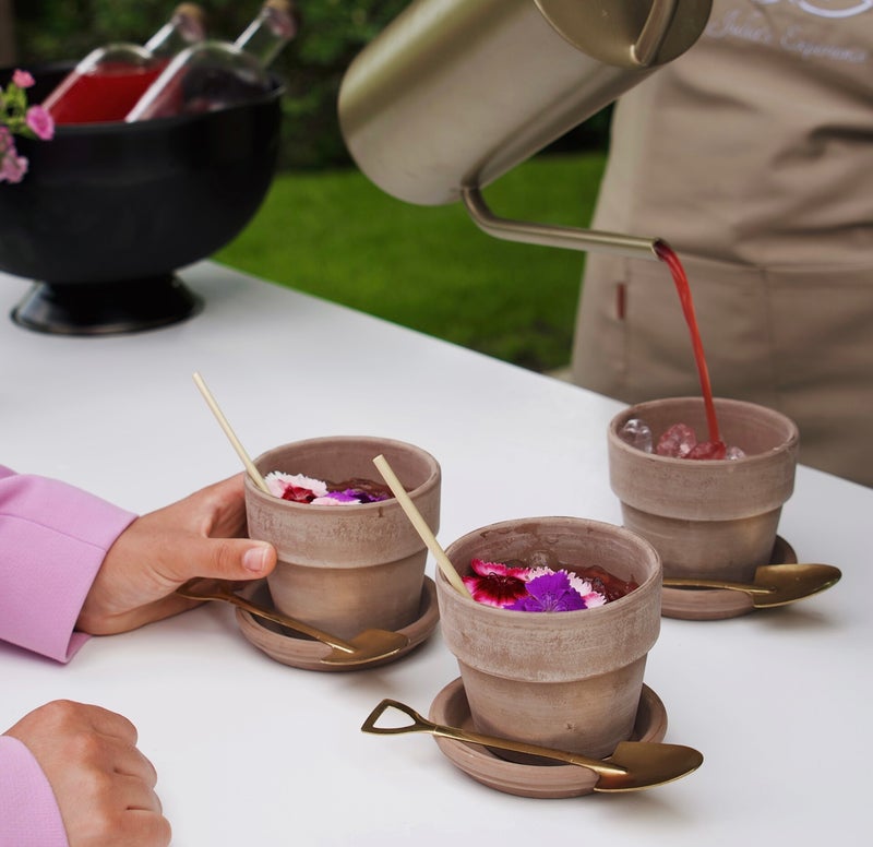 Mobiele cocktailbar Event Bedrijfsfeest Huwelijk Bar Cocktails Cocktailbar Julia's Experience, mobiele cocktailbar, mobiele drankcatering, dranktruck, cocktail