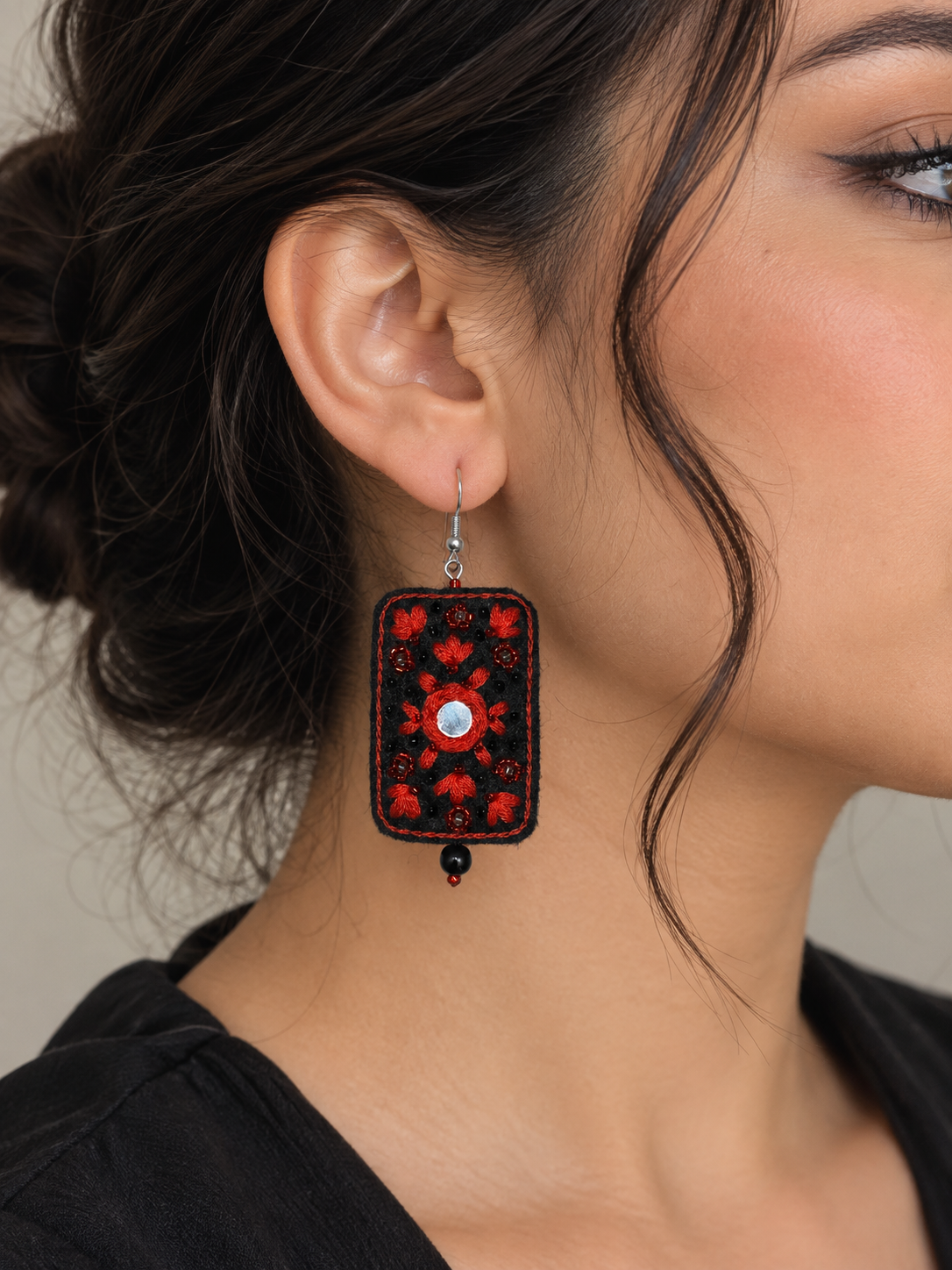 Handmade flower earrings “Red Bloom”