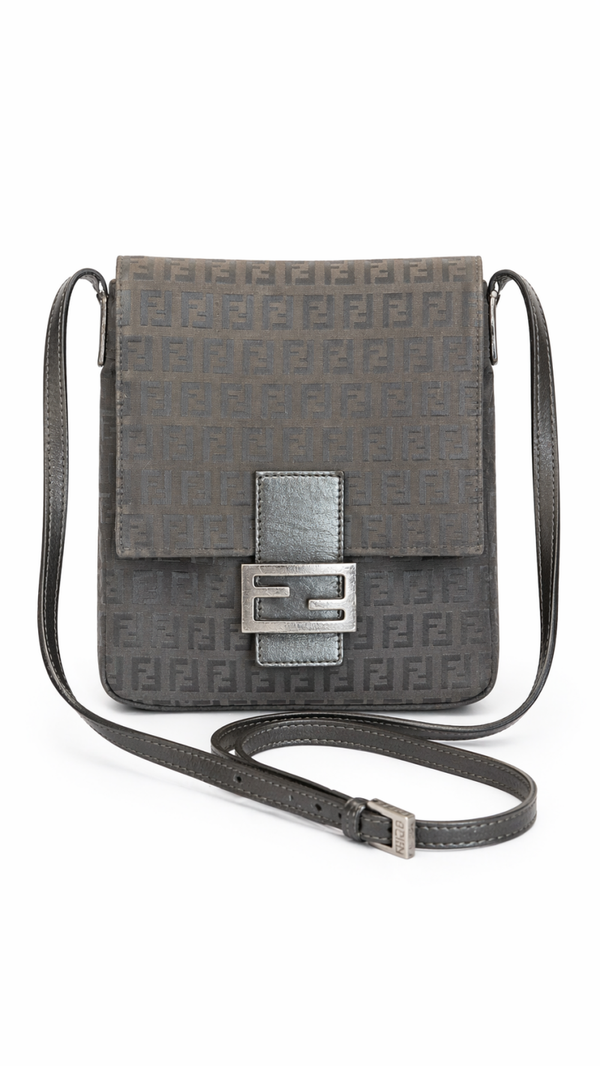 Fendi Messenger Baguette