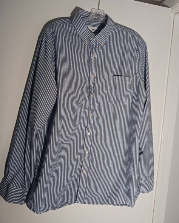 Sonoma Mens XLarge Blue & White Stripes Button Down Shirt Button Collar
