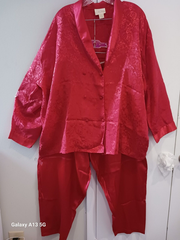 Womans Solange Size 22-24 Red Light 2 Piece Pajama Set