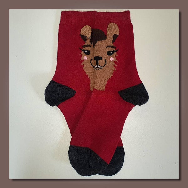 3D-Alpaka Socken rot oder violett