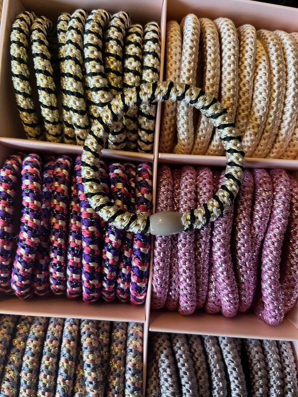 Basic Glitter ★ knekkie dupe