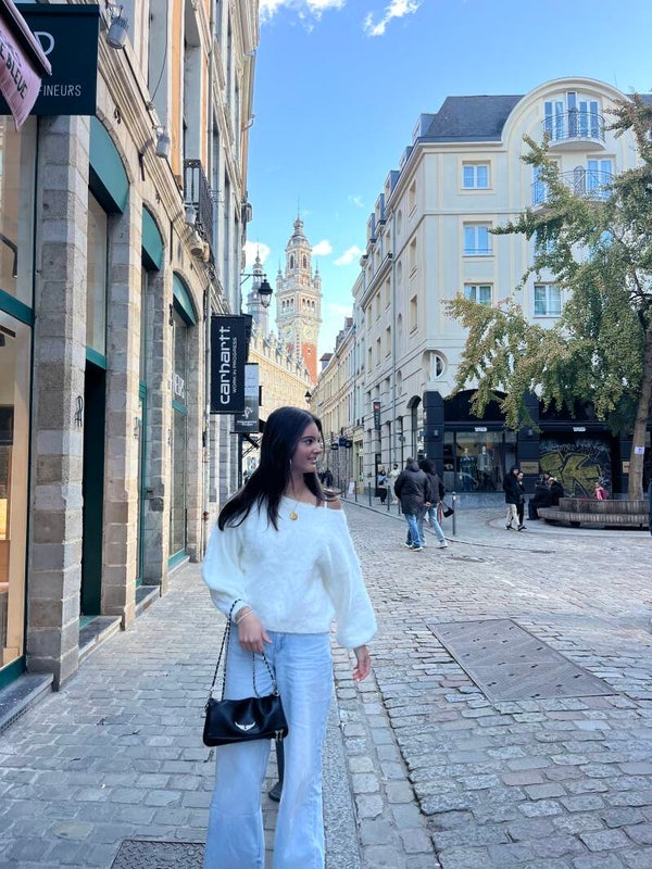 Kelly off shoulder sweater 🤍 white