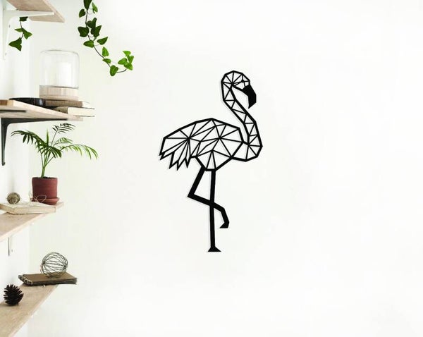 Stijlvolle houten wanddecoratie in flamingo vorm