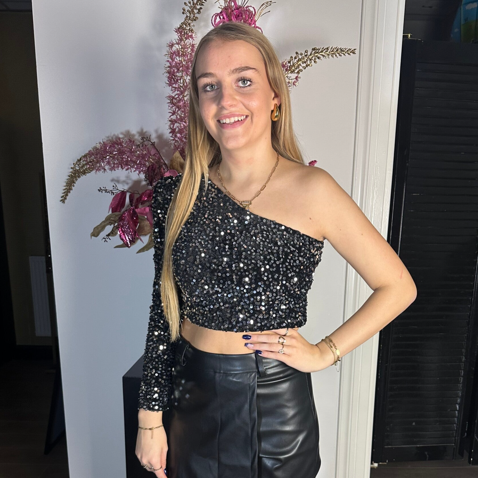 Top one shoulder glitter zilver